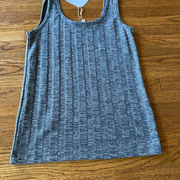 New Splendid Grey Tank Top - Picture 5 of 6